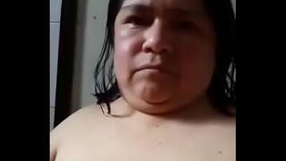 בוגר בשירותים