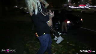 قرنية مرهف قنبلة Anni الملاك سرج في السيارة من المستخدم مارس الجنس